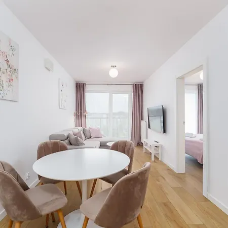 Faro Kasprowicza 20 B-c Basen Sauny Jacuzzi Kolobřeh