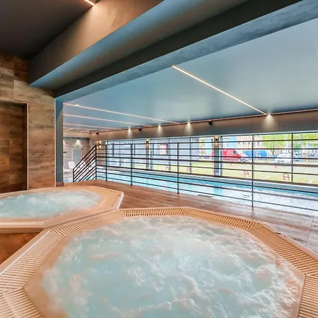 Faro Kasprowicza 20 B-c Basen Sauny Jacuzzi Kolobřeh